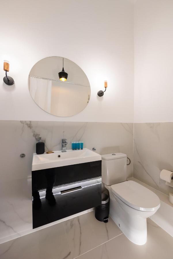 Old Town Basilisk Apartment وارسو المظهر الخارجي الصورة